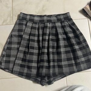 plaid skirt